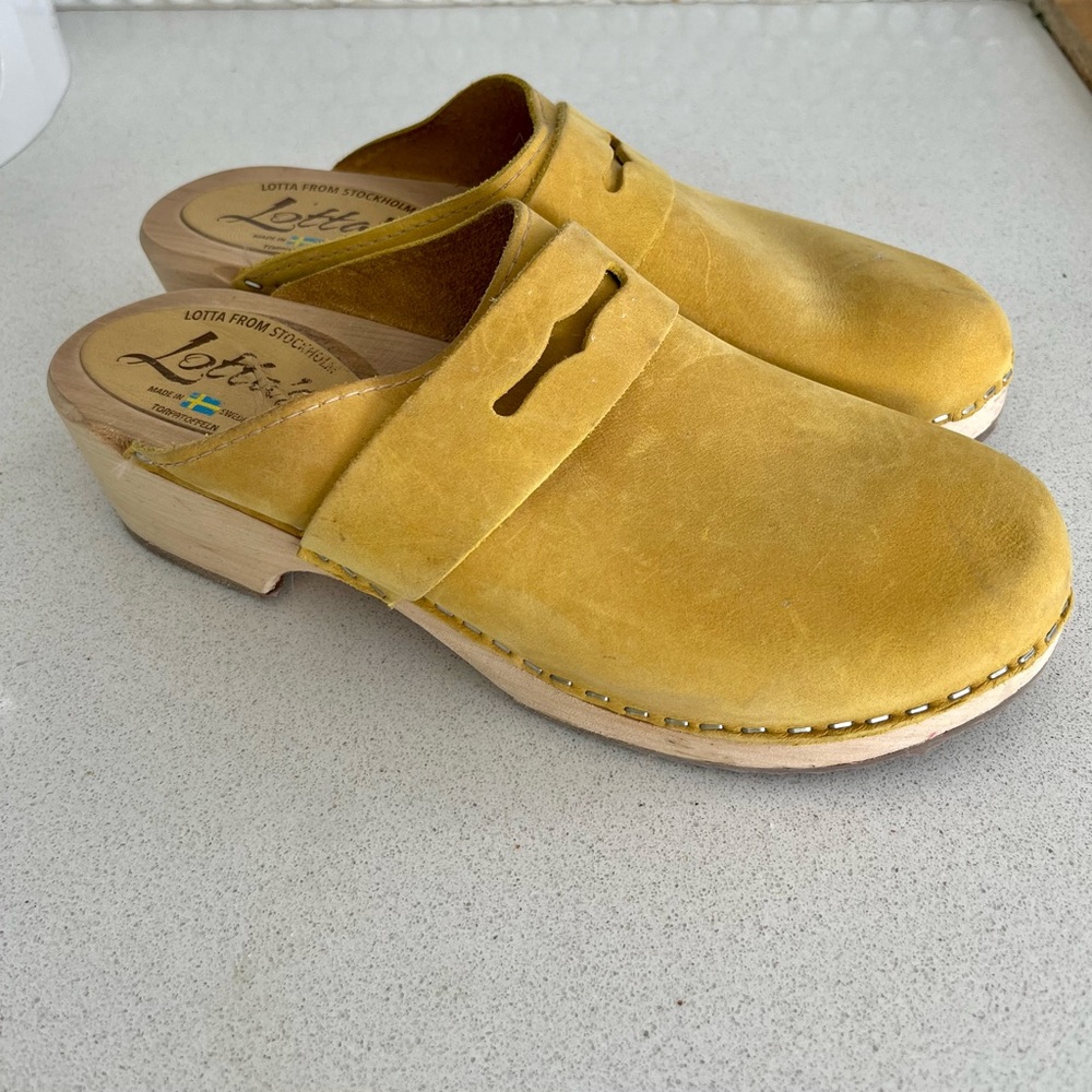 Yellow leather and wood clogs Lotta from Stockholm.